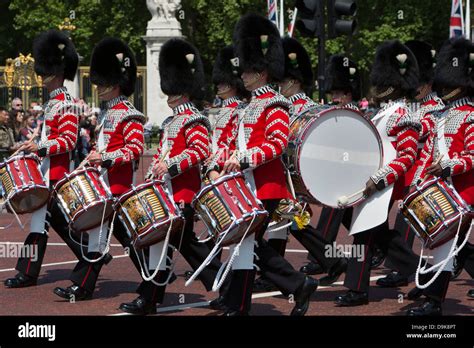 Bass Drum Marching Band Hi Res Stock Photography And Images Alamy