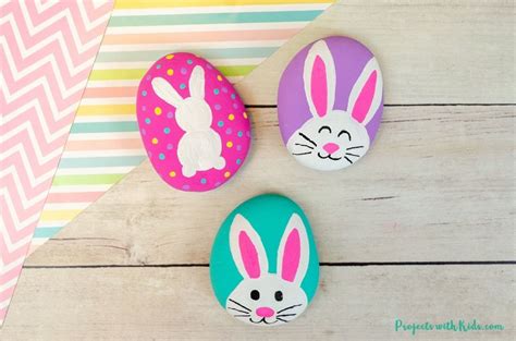 The Cutest Easter Bunny Painted Rocks For Kids To Make Projects With Kids