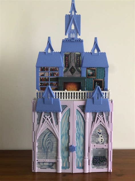 Frozen 2 Castle Hobbies And Toys Toys And Games On Carousell