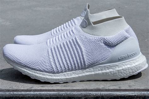 La marque aux trois bandes a lancé. Adidas to Release the First-Ever Ultra Boost Laceless - XXL