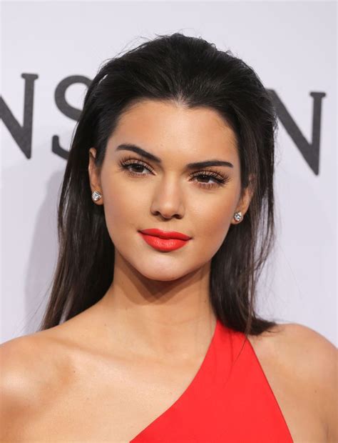 Kendall Jenner Goes Cookie Monster For Michael Kors Kendall Jenner Makeup Red Lips Makeup