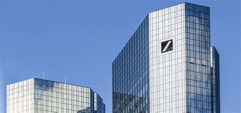 Die vollständige anschrift finden sie hier in der detailansicht. Deutsche Bank: Endlich wieder positive Überraschungen