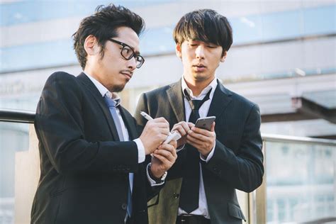 Q どのような試験を実施していますか。 a 人事院では、国家公務員採用試験として、総合職試験、一般職試験、専門職試験、経験者採用試験を行っています。 各試験の詳細は、こちらを御覧ください。 公務員の服装には規定があるのか｜勤務するとき・試験の場合 ...