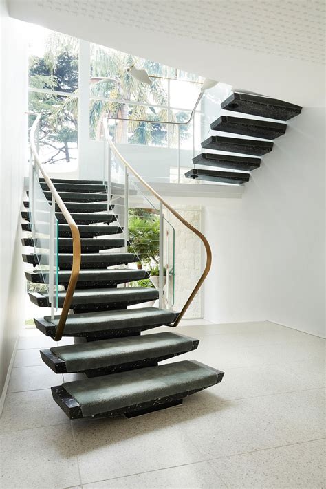 Staircase I Homage To Oscar By Luigi Rosselli Architects I © Prue