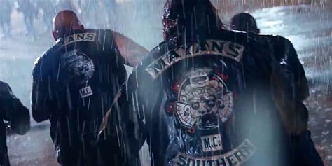 Mayans Mc Sets Up Its War With Sons Of Anarchy In A Big Way In 2022