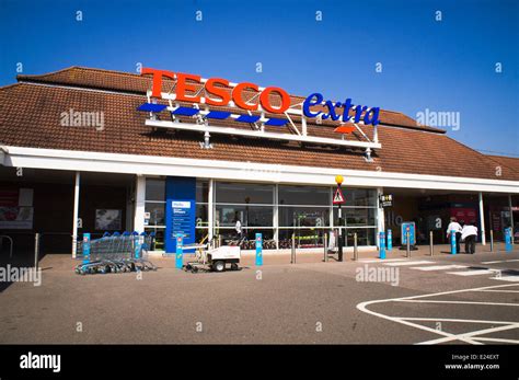 Tesco Extra Logo Shop Shopping Trolley Cart Horsham Sussex Stock