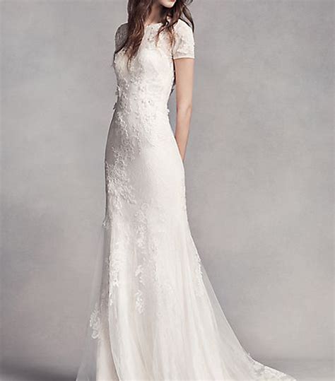 Vera Wang Wedding Dresses Everything You Ever Need To Know Who What Wear Uk
