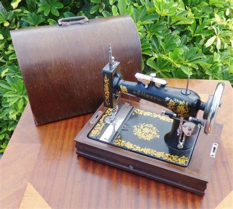 Rare Antique New Home “climax” Sewing Machine In Original Bentwood