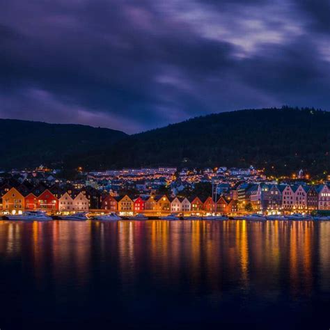 Bergen At Night Most Beautiful Cities Beautiful Places To Travel Cool
