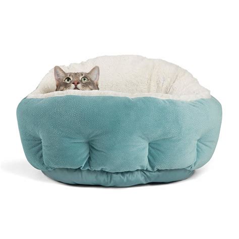 Luxury Cat Beds Your Furry Friends Will Love And Feel Safe In