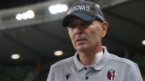 Предложения в apartments sinisa (апартаменты/квартира), севид (хорватия). Sinisa Mihajlovic leads Bologna after six weeks of ...