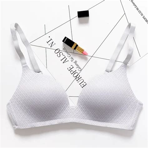 Japanese Diamond Grid Bras Thin Section Lithe Comfortable Lace Noodles Trace Nothing Steel Ring