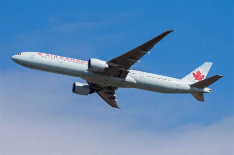 air canada flight diverted to winnipeg due to unruly passenger on wednesday 94 7 star fm
