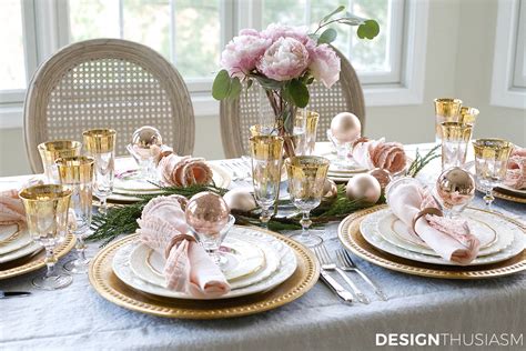 I wanted to see if i could do a royal blue and gold table setting, mostly using dollar tree items. Elegant Holiday Table Setting with Gold and Pink Christmas ...