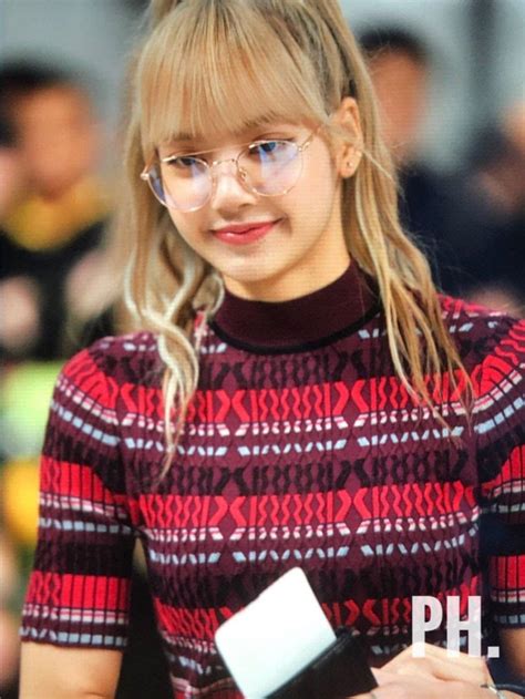 Check spelling or type a new query. 10 Potret Lisa Blackpink Pakai Kacamata, Cantik yang Mempesona