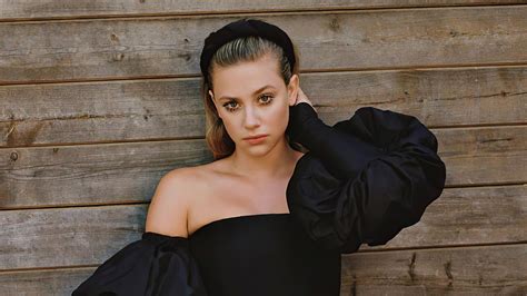 Lili Reinhart New York Times Style Singapore September 2020 Wallpaper Hd Celebrities Wallpapers