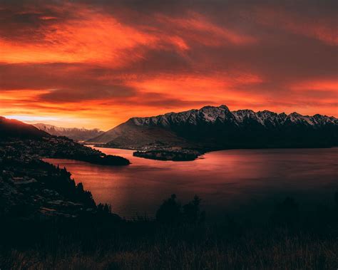 Download Wallpaper 1280x1024 Mountains Sunset Lake Sky