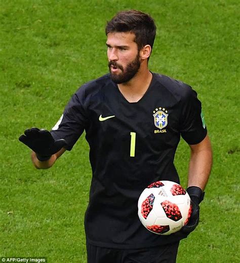 Brazilian World Cup Team S Gorgeous Goalkeeper Goes Viral Daily Mail Online