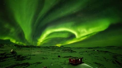 Spectacular Aurora Lights Shine In Antarctica Sky Wfla