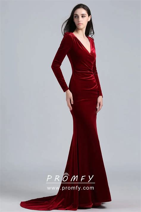 Elegant Burgundy Velvet Long Sleeve Mermaid Long Celebrity Prom Dress