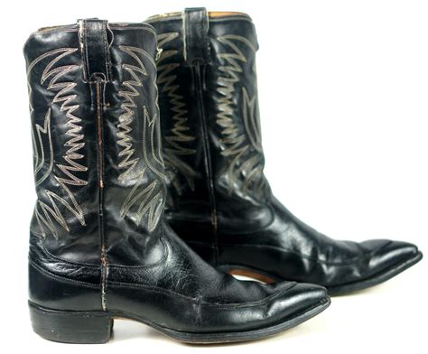 Justin boots is an american western and equestrian footwear brand. Justin Ft Worth Black Cowboy Boots Pointy Toe Vintage 70s ...