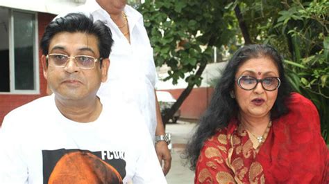 The song also features young muktika ganguly, amit kumar's daughter. 6 Bollywood Moms Who Shares a Little Age Gap with Their ...