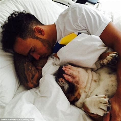 Winning moment of nicola lockhart's half brother, lewis hamilton. Lewis Hamilton Rennfahrer Lewis Carl Davidson Hamilton ...