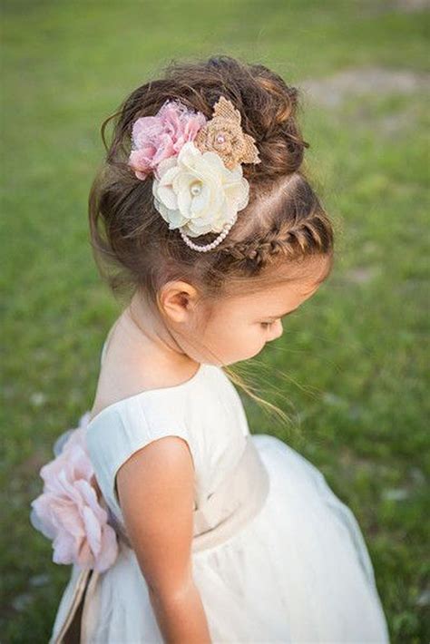 33 Cute Flower Girl Hairstyles 2020 Update Wedding