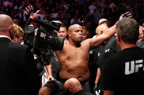 Even though professional mma is a new sport, it's also one of the fastest growing sports in the world, so people are starting to figure out how to get to the top of the mma heap. Daniel Cormier wants to help Khabib Nurmagomedov get MMA ...