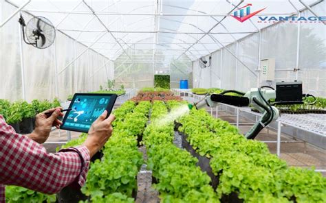 Top 6 Companies In The Agricultural Robots Market V Mr Blog