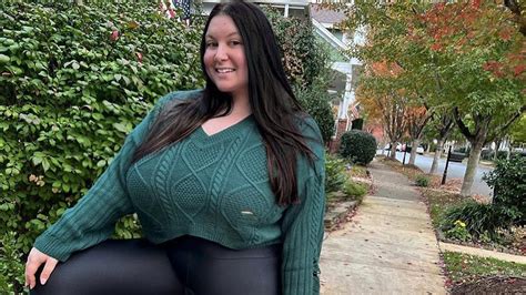 Lauren Butler Curvy And Plus Size Model Biography Wiki Age Height