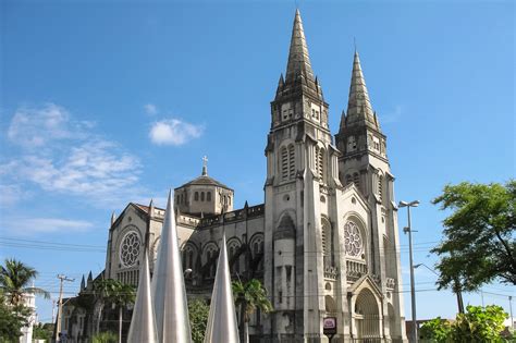 Nächste zeitumstellung, wetter, vorwahl und uhrzeiten für sonne & mond in fortaleza. Catedral Metropolitana de Fortaleza, Ceará, Brasilien ...