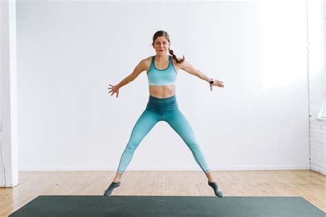 30 Minute Barre Workout At Home Video Nourish Move Love