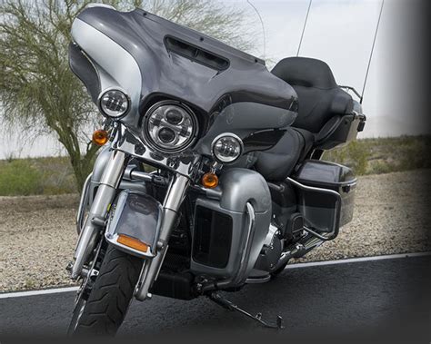 The venture, dubbed project rushmore , sired over 100 changes. Harley-Davidson Touring Electra Glide Ultra Limited Modell ...