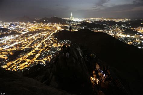 Seeking Illumination Stunning Night Time Shots Of Muslim Pilgrims At