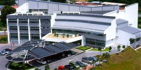 Here you can find examples of the world's most cutting edge sustainable buildings. CS.Pusat Tenaga Malaysia Zero Energy Office Building ...