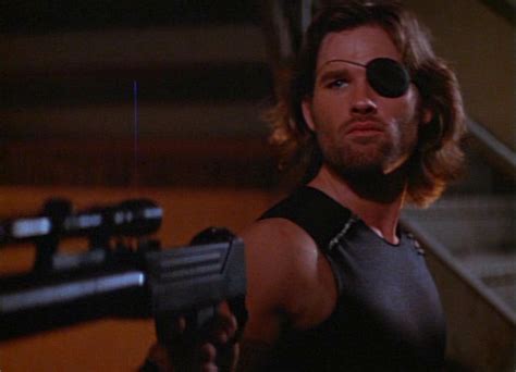 Fuga da new york di john carpenter, realizzato presso il laboratorio audiovisivi del campus di savona. 1997: Fuga Da New York recensione e opinioni filmNerds ...