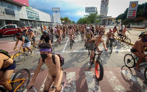 World Naked Bike Ride Desnudos ante el tráfico El Occidental Noticias Locales Policiacas