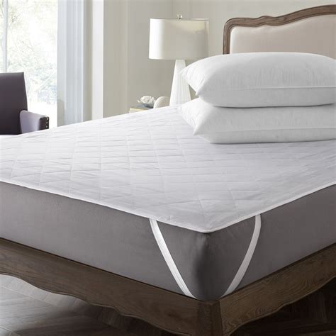 Deep Quilted Single Size Mattress Protector With Strap Yorkshire Bedding Uk
