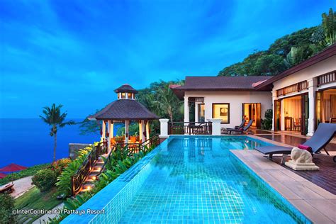 The best hotels in bangkok include the siam, the peninsula, adelphi forty nine, mandarin oriental, and the okura prestige. 10 Family Resorts in Pattaya - Most Popular Kid Friendly ...