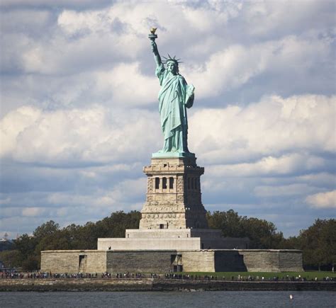 The Statue Of Liberty Isnt Supposed To Be Green For More Facts About