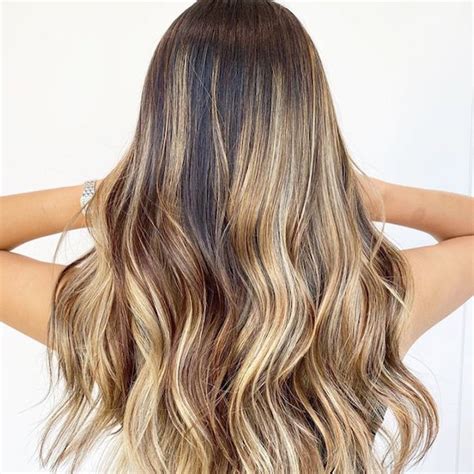 How To Create Blonde Beachy Waves Wella Professionals