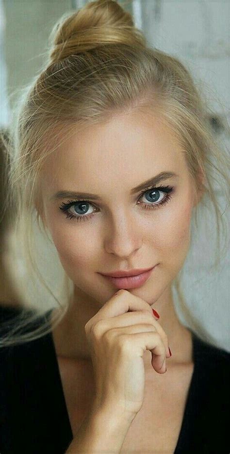 Pin By Donnie Drenner On Beauty Beauty Girl Beautiful Blonde