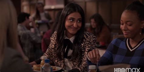 How To Watch Mindy Kalings ‘the Sex Lives Of College Girls On Hbo Max Premiere Date Cast