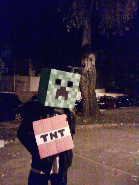 Creeper Minecraft Cosplay By Anewashere On Deviantart