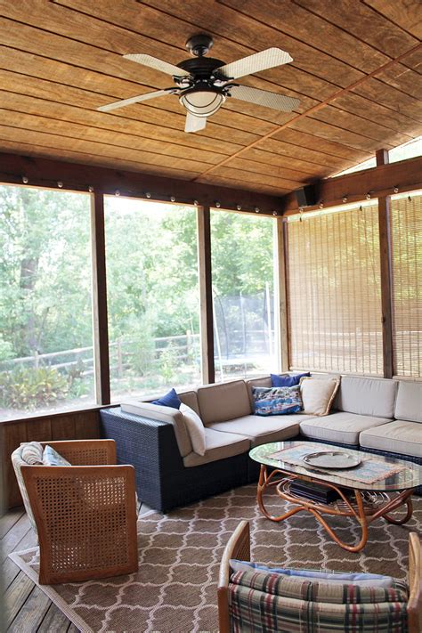 16 Simple Screened In Porch Designs New Ideas