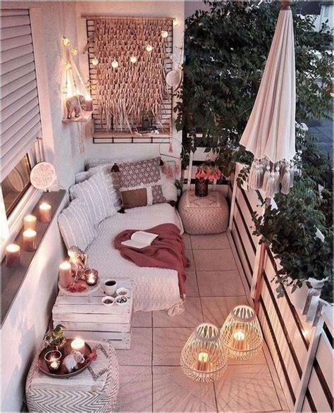73 The Best Decorated Small Outdoor Balconies 35 Jilumpet Com In