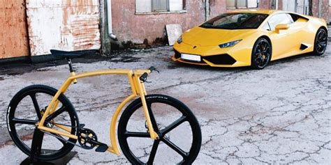 First Lamborghini Bicycle Arrives In Classic Color