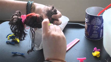 how to curl your doll s hair pipe cleaner method youtube