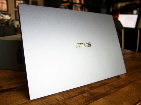 Asus Pro B9440ua Notebook Review